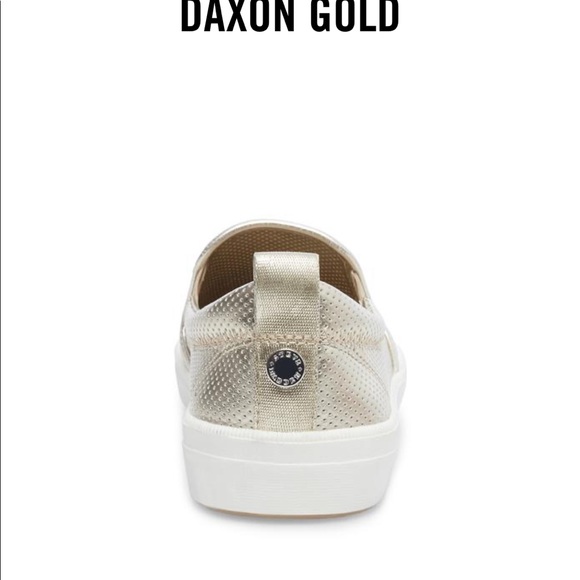 Steve Madden Daxon Gold Shoes - Picture 5 of 8